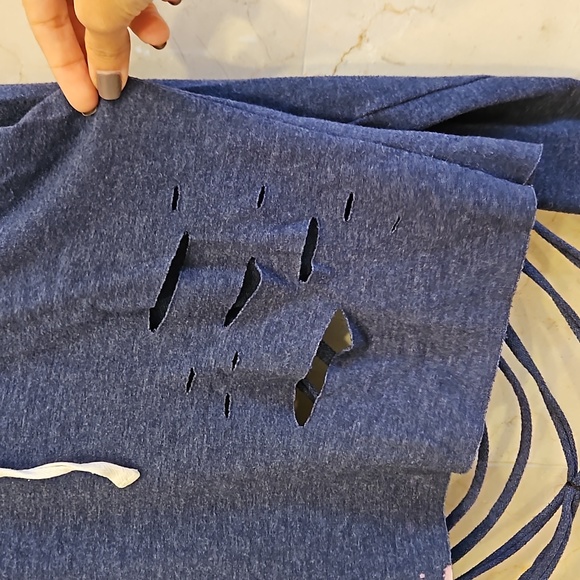 WOMEN'S BLACK BEAD NAVY BLUE SWEATSHIRT SWEATER HOODIE PULLOVER SZ MEDIUM $35 - Picture 3 of 6